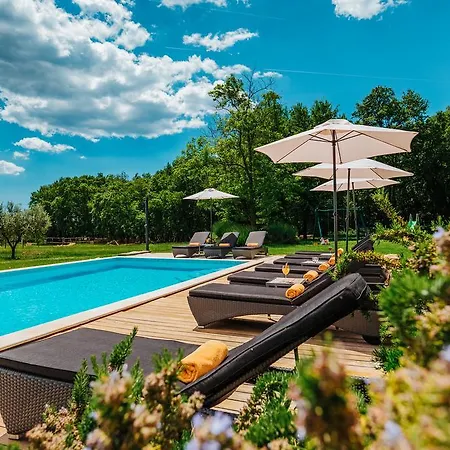 Stanzia Cocci Villa *